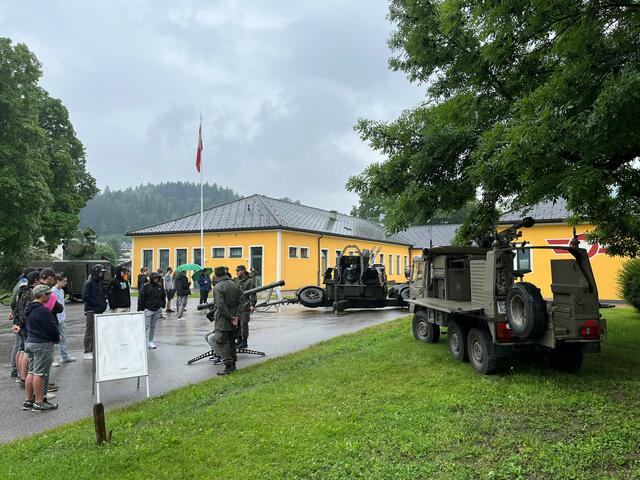 Die Jugendlichen konnten sich selbst ein Bild von den Aufgaben des Bundesheeres machen. | Foto: KK