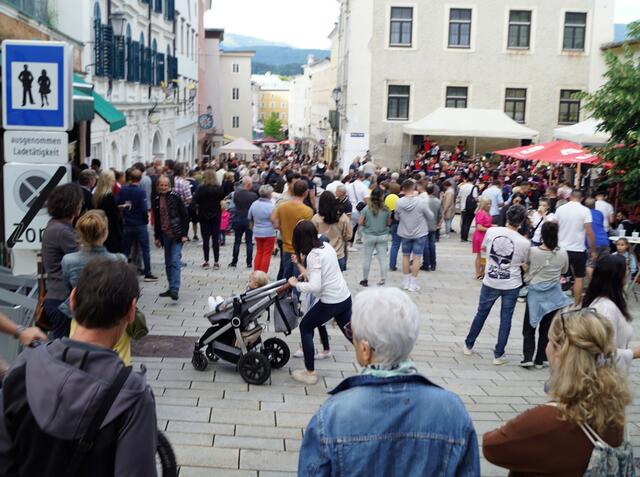 Die Altstadt war gerammelt voll.