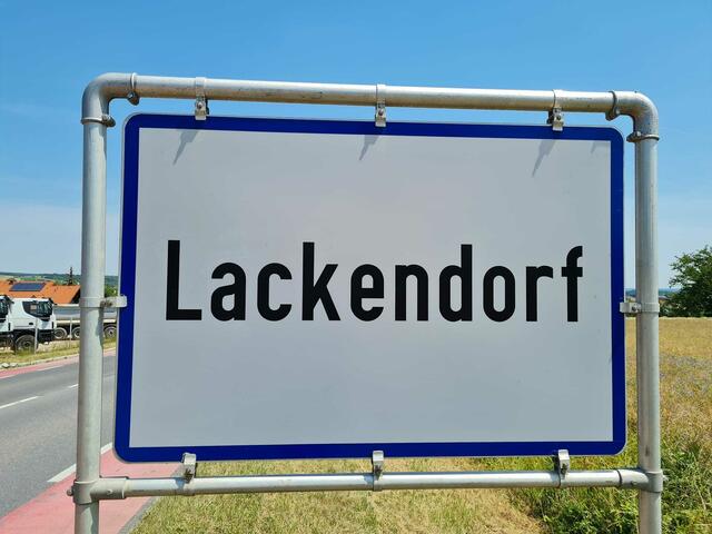 Ortstafel Lackendorf | Foto: Otto Krcal