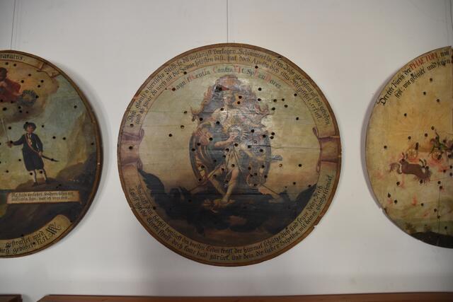 Mehr als 200 Exponate erzählen im Schützenscheibenmuseum aus dem Leben im historischen und modernen Scheibbs über fünf Jahrhunderte.
