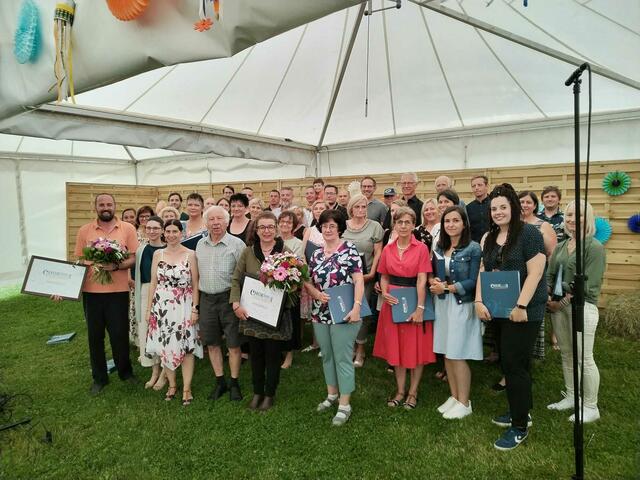 Der E.L.T-Firmenchor "Chorios" feierte erfolgreich sein Debüt beim ersten Sommerfest. | Foto: RMA