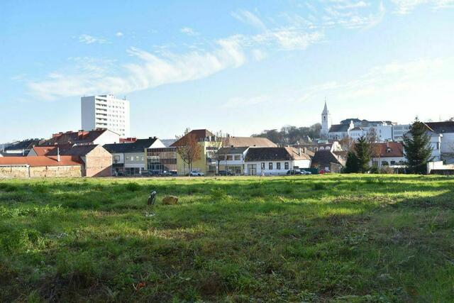 Auf diesem Gelände soll das neue Rathaus in der Michael-Koch-Straße entstehen.  | Foto: Stadtgemeinde Mattersburg