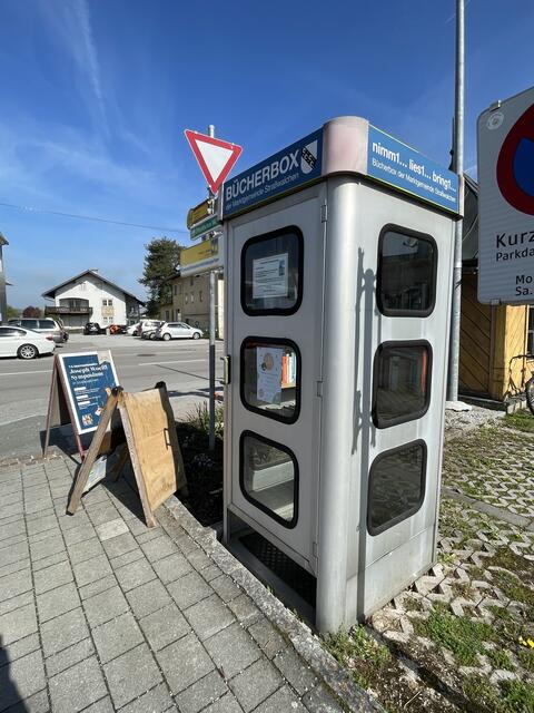 Die Bücherbox in der Gemeinde Straßwalchen.  | Foto: sm