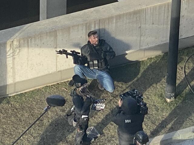 Chris Hemsworth bei den Dreharbeiten. | Foto: Barbara Schuster