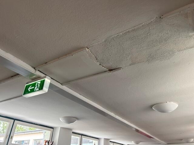 Die bauliche Infrastruktur der Mittelschule SAG Puntigam ist veraltet und weist erhebliche Mängel auf. Der Aus- und Umbau soll nun endlich geplant werden.
 | Foto: privat