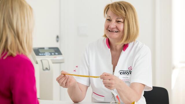 Wenn nicht jetzt, wann dann? Im Juli mit einer easylife-Therapie starten, bedeutet für Neukunden 1 Gratis-Woche zusätzlich erhalten und rasch erste Abnehmerfolge genießen.