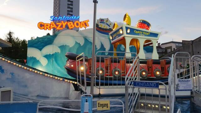 Crazy Boat  | Foto: (c) Schlader.jpg