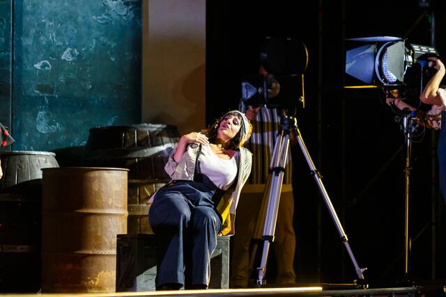 Bis die Kostüme fertiggestellt werden können, vergehen mehrere Monate. | Foto: Jerzy Bin