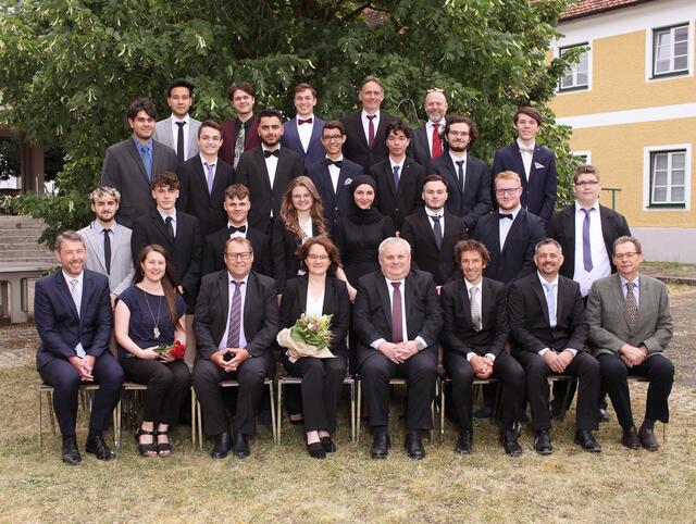 Aktaş Kuaybe, Andrusenko Ilja Niklas, Baker Furkan, Bauer Ben, Comanici Beniamin, Crisostomo Samuele, Dumitrascu Alberto-Catalin, Esterbauer Florian, Fechete Denissa, Grubmüller Lukas, Huber Lukas, Kadrija Erjon, Lateraner Leon, Mertelseder Leon, Noori Javid, Omerovic Omer, Sekic Davor, Steinmaßl Benedikt, Tischler Sebastian, Trinkl Nico | Foto: GMR Fotografen GmbH