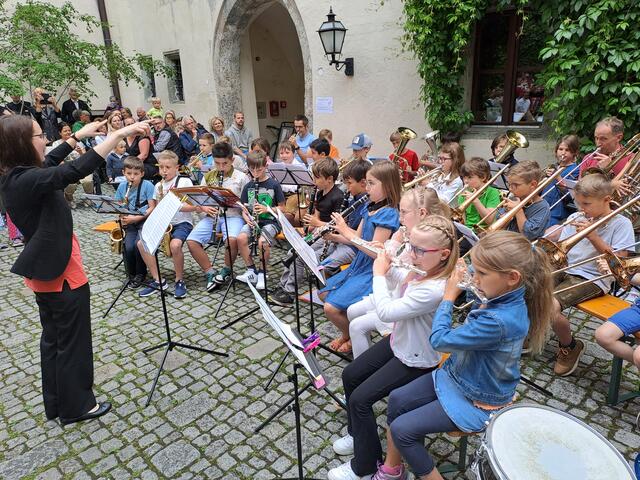 Das Jugend-Blasmusikorchester des Pongauer Musikums bereicherte das Programm der Bildungswoche musikalisch. Die Verantwortlichen ziehen eine positive Bilanz. | Foto: SBW/Hoffmann