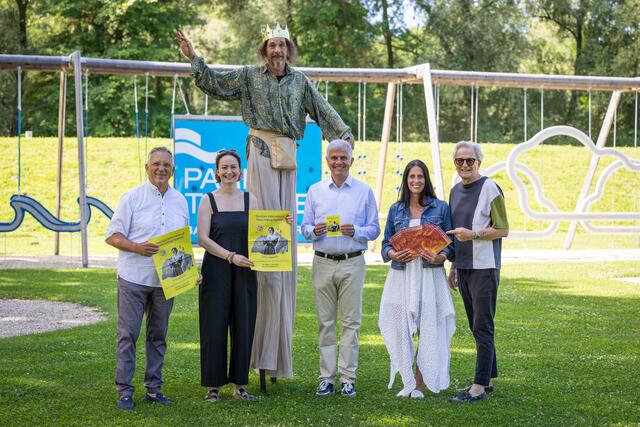 Bürgermeister Karl Lautner, Tessa Erker-Tegetthoff, Parktherme-GF Christian Korn, Zehnerhaus-GF Urška Šoštar, Folke Tegetthoff | Foto: Klara Tischler