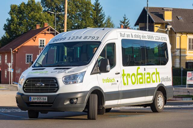Auch im Rufbus gilt das Klimaticket, das kostenlos in der Gemeinde ausgeliehen werden kann.  | Foto: Stadt Trofaiach