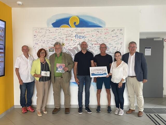 Lions Club, Stadtgemeinde und Flex Althofen unterstützen das Projekt von Klaus Bäumel.  | Foto: RegionalMedien