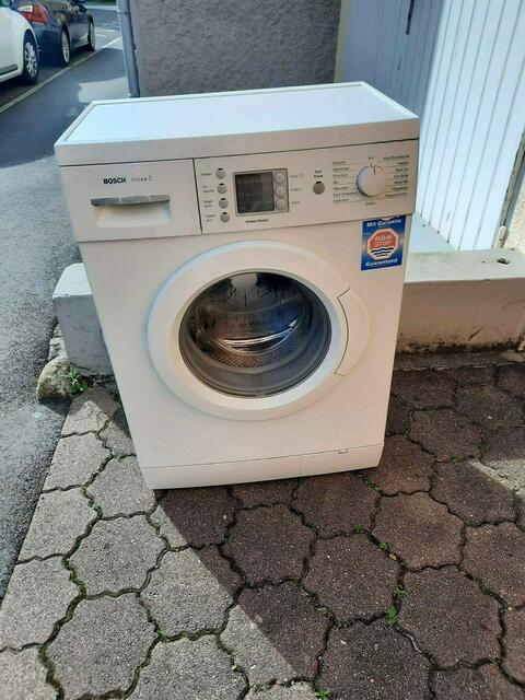 Einfach auf die Straße stellen, Zettel mit "zu verschenken" darauf und im Facebook-Marktplatz posten ist nicht ratsam. | Foto: BezirksBlätter