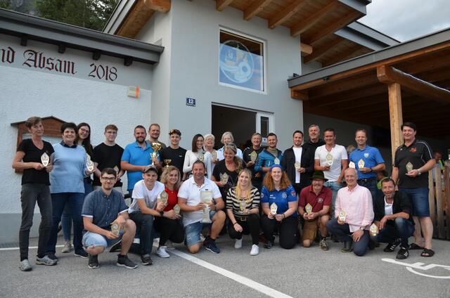 Beim traditionsreichen Vergleichskampf im Watschelen und Schießen wurde wieder um den Sieg gekämpft. | Foto: Gemeinde Absam