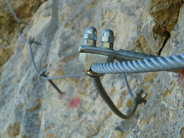Tirols Klettersteige sind top gesichert.  | Foto: Pixabay/Hans (Symbolbild)