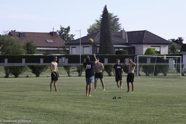 Aufwärmphase "Junges Moosbrunn" | Foto: cinemotion - Ivanek