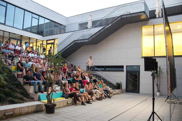 Vom 21. bis 23. Juli soll heuer wieder das beliebte Sommerkino im Atrium der Volksschule Krenglbach stattfinden. | Foto: Sommerkino Krenglbach