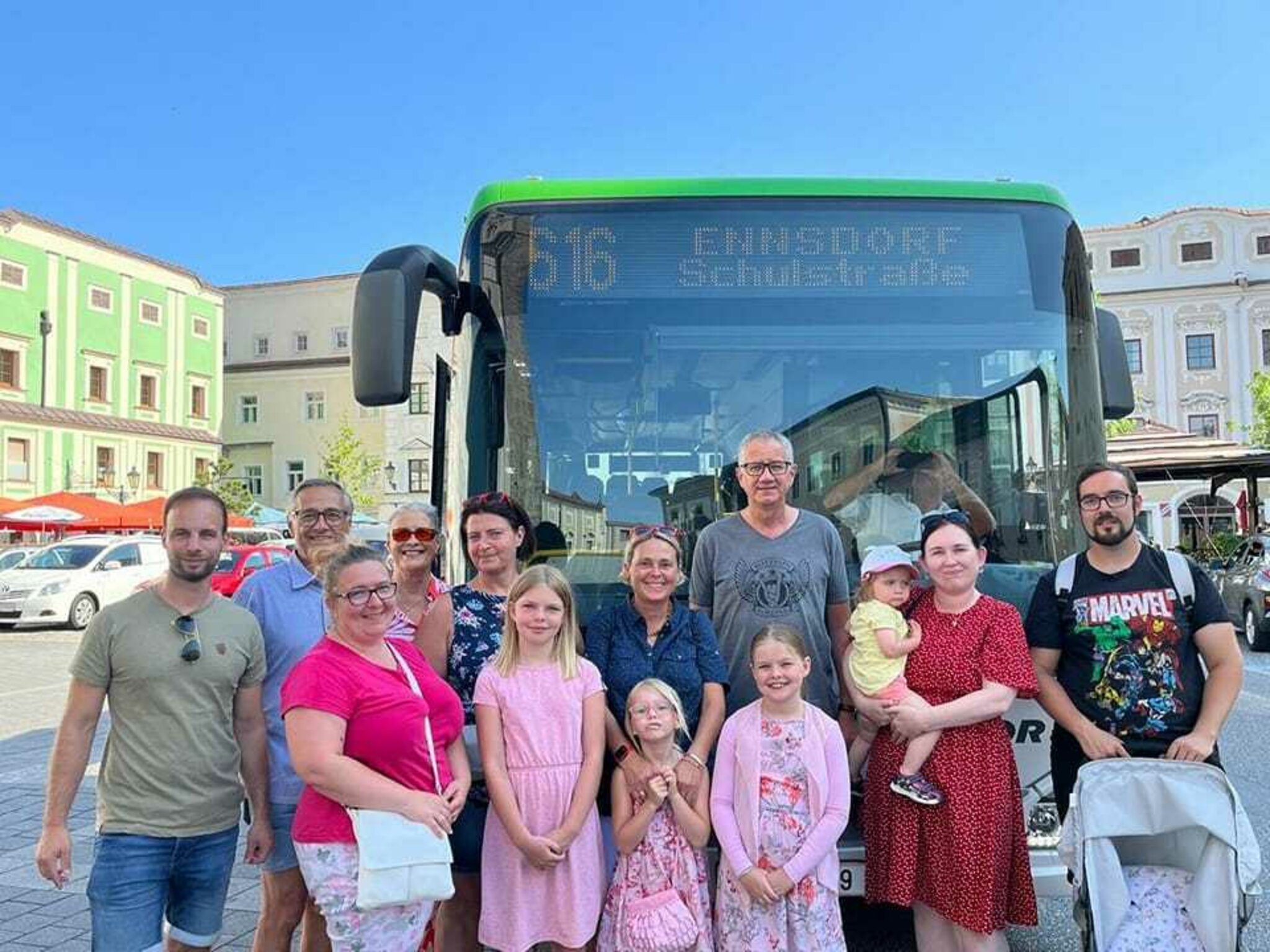 Einweihungsfahrt nach Enns: Neue Busline 616 verbindet Ennsdorf mit ...