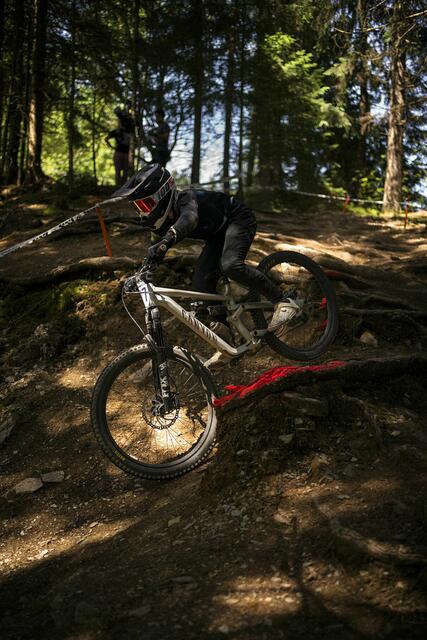 Downhill Racin Action mit dem Rookies Cup. | Foto: Foto: saalbach.com