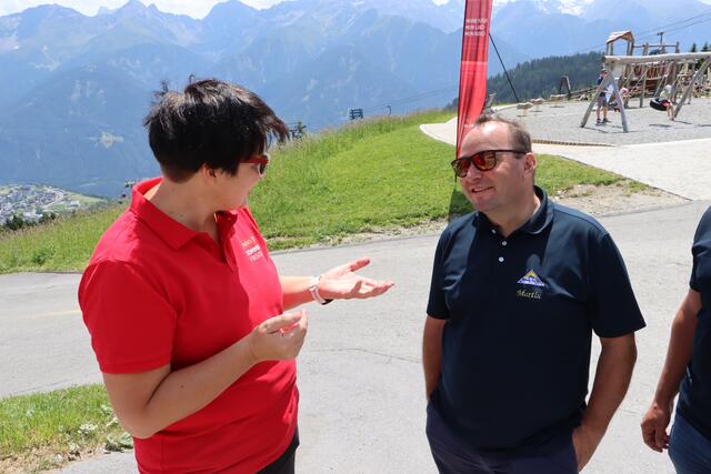Marketingleiter der Bergbahnen Fiss-Ladis, Martin Pregenzer, freut sich über die zahlreichen Besucherinnen und Besucher im Funpark. | Foto: Elisabeth Neuner
