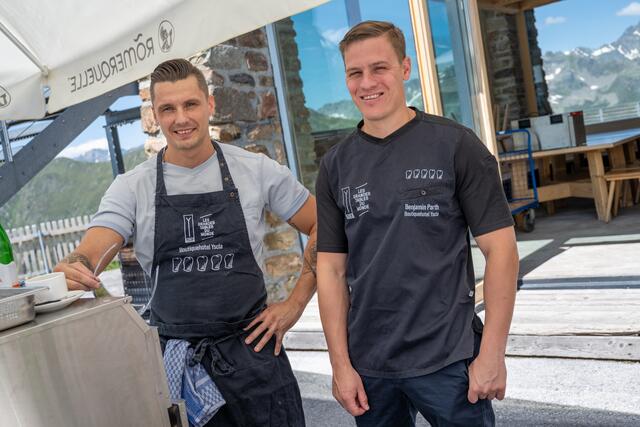 Markus Thiel und Benjamin Parth (Stüva) beim Hüttenfest am Alpenhaus in Ischgl. | Foto: TVB Paznaun - Ischgl