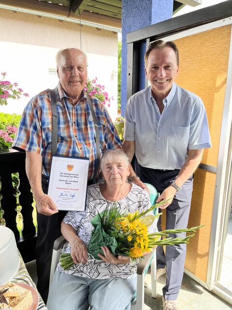 Adolf und Gertrude Böhm, Bgm. Alexander Vojta | Foto: Stadtgemeinde Gerasdorf