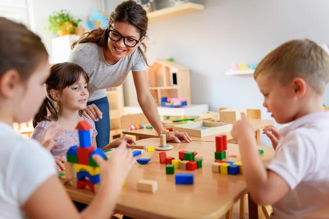 Wie wird sich Kinderbetreuung entwickeln? In Spittaler Gemeinden gibt es dazu gemischte Gefühle. | Foto: stock.adobe.com