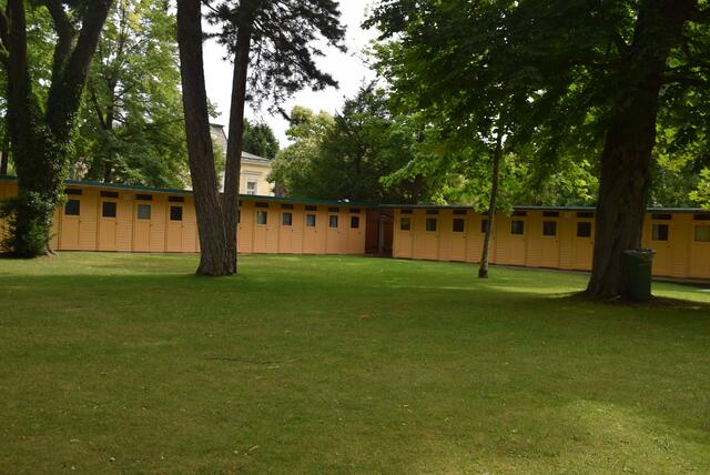 Die Kabanen in Baden führen alle direkt nach draußen, im Unterschied zu den rund 900 Kabinen.  | Foto: Katrin Pirzl