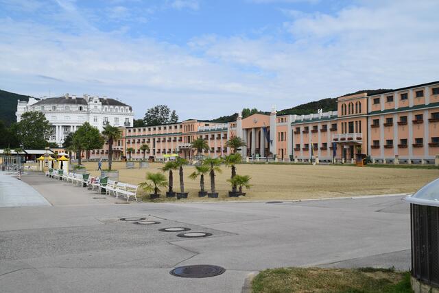 Das historische Thermalstrandbad der Kurstadt Baden ist das größte Sommerbad Niederösterreichs | Foto: Katrin Pirzl