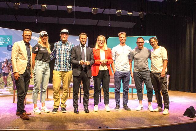 Josef Margreiter, Lisa Hauser, Manuel Feller, Georg Dornauer, Beatrix Mitterweißacher, Phil Anker, Didi Tengg, Stefan Steinacher. | Foto: smpr.at