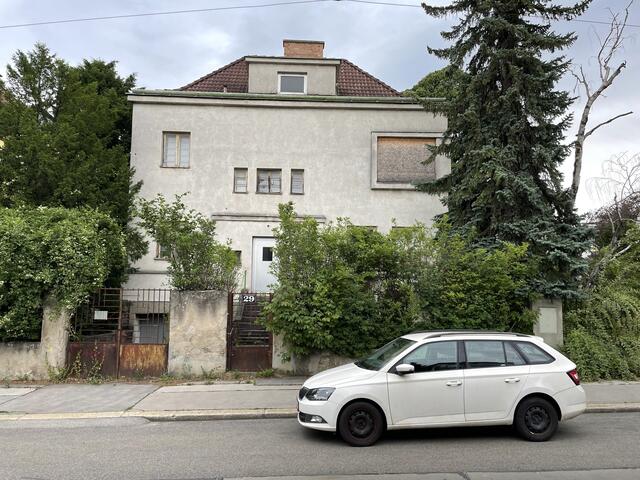 Das Haus erhält einen Zubau, der zum Charakter der Villa passen soll.  | Foto: Lisa Kammann