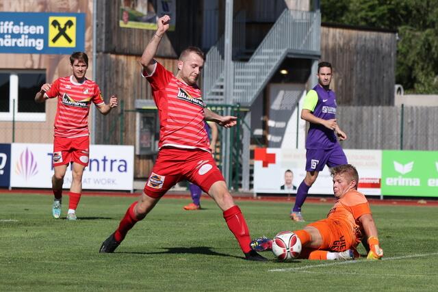 Fotos von der Partie Union Esternberg vs. FC Andorf.  | Foto: Reinhard Schröckelsberger
