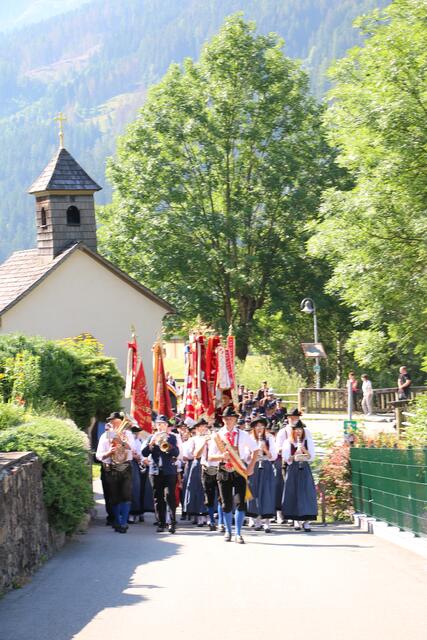 Festzug der FF-Reintal