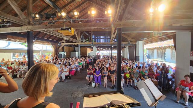 Das Publikum zeigte sich bei der Aufführung im Naturparkzentrum Grottenhof restlos begeistert. | Foto: MV Seggauberg