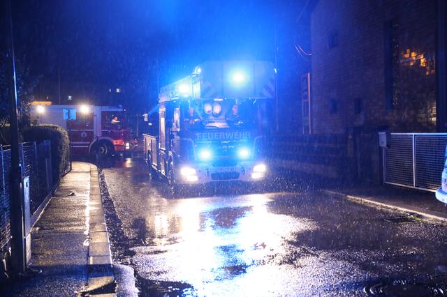 Ein heftiges Gewitter führte in der Region Wels und Wels-Land zu eine totalen Stromausfall sowie zu zahlreichen Einsätzen der Feuerwehr. | Foto: laumat.at