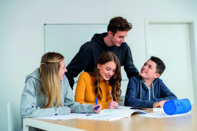 Bei den Problemfächern sind sich Steindl und Wieser einig: "Nummer eins ist Mathematik, gefolgt von Englisch und Deutsch." | Foto: Schülerhilfe ZGS