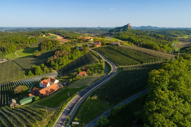 Urlaubsfeeling pur: Durch das Steirische Vulkanland wandern oder cruisen und die Region genießen. | Foto: Bernhard Bergmann