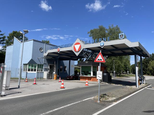 Die Schwarzbergkaserne in Wals-Siezenheim.  | Foto: sm