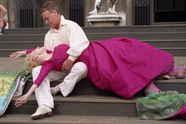 1996: Jedermann Helmut Lohner und Sunnyi Melles als Buhlschaft | Foto: Franz Neumayr
