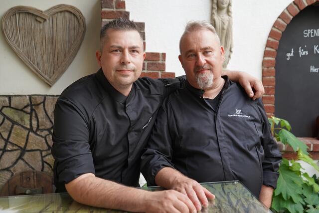 Gastronom Michael Graf und sein langjähriger Freund, Trauzeuge und Küchenchef Rupert Doppelreiter | Foto: Andrea Glatzer