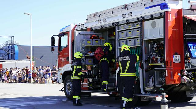 Die Betriebsfeuerwehr der AMAG präsentierte sich vor mehr als 600 Besuchern. | Foto: AMAG