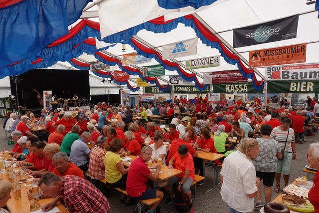 Der Wandertag fand im Bierzelt sein Ende. | Foto: PV Ebensee