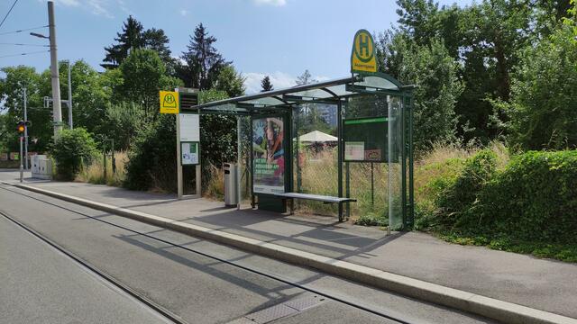 Fahrgastvertretung fordert Abhilfe bei aufgeheizten Wartehäuschen.  | Foto: Fahrgast Graz/Steiermark