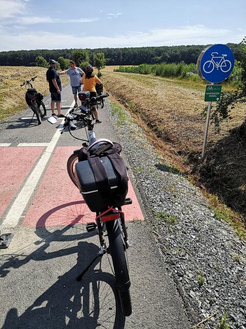 Radtour entlang des neuen Bahntrassenradweg