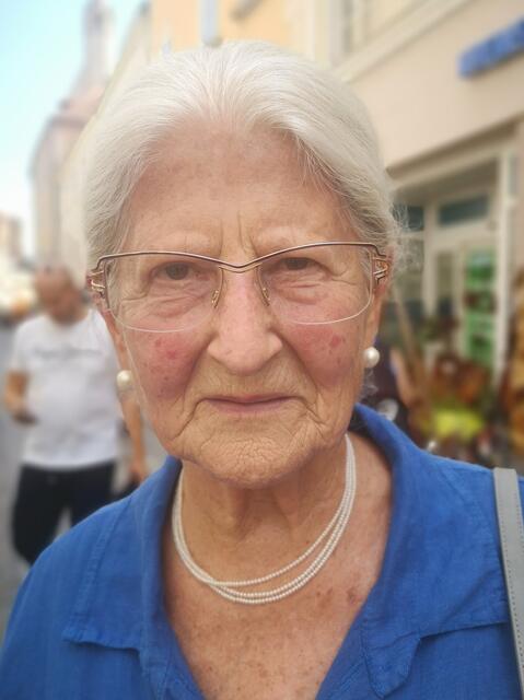 Vormittags, wo die Hitze sich noch in Grenzen hält, lässt es sich wunderbar in der Altstadt von Krems flanieren. Johanna Staudinger, Krems