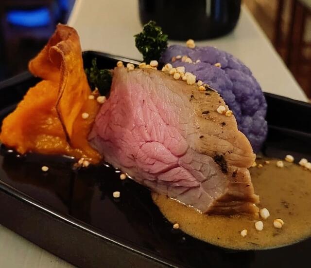 Der "funDASTisch" verspricht nun jeweils an einem Donnerstag im Monat ein fünf- bis achtgängiges Wahlmenü, das einem kulinarischen Thema folgt. | Foto: DAST Restaurant