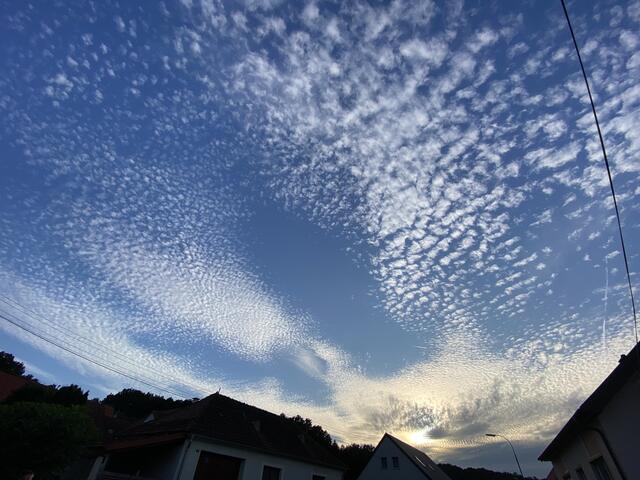 Cirrocumulus Wolken - was für eine faszinierende Formation | Foto: Marlen Wohlmuth