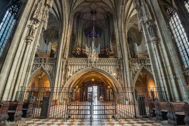 Den ganzen Sommer über spielen Orchester und Ensemble im Stephansdom und der Kapuzinerkirche.  | Foto: WestLightArt