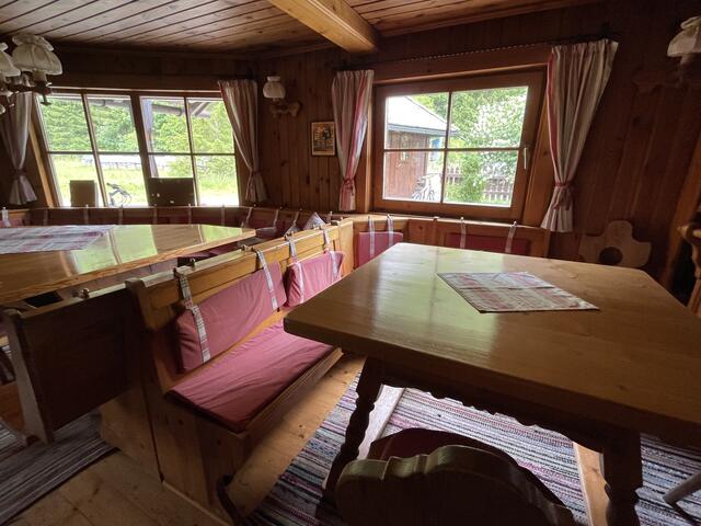 Das Restaurant bietet auch bei Regentage Platz und Gemütlichkeit.  | Foto: sm